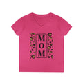 MOM Leopard Heart White V-Neck T-Shirt - 100% Cotton Semi-Fitted Graphic Tee - Mother's Day Gift - Cheetah Print Aesthetic Monogram Mom Shirt